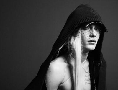 �����������ر�������